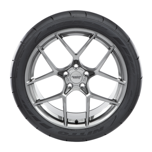 NT555RII P305/45R18 103W LL 28.7